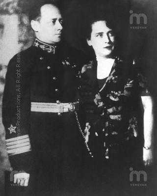 Иван Исаков с женой
